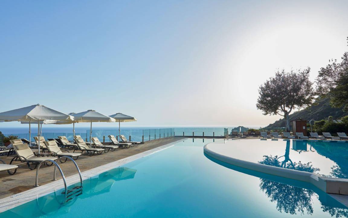Giannades Hotel | 105 m² Hotel ∙ 2 bedrooms ∙ 127 guests