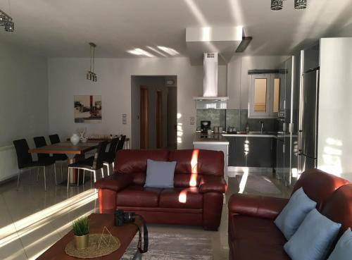 Kastoria Apartment | 110 m² Apartment ∙ 2 bedrooms ∙ 4 guests