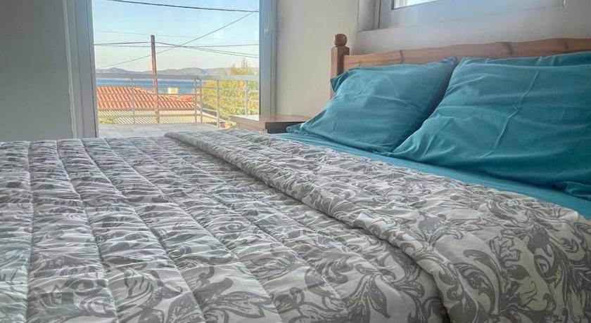 Kato Assos House | 110 m² House ∙ 3 bedrooms ∙ 4 guests