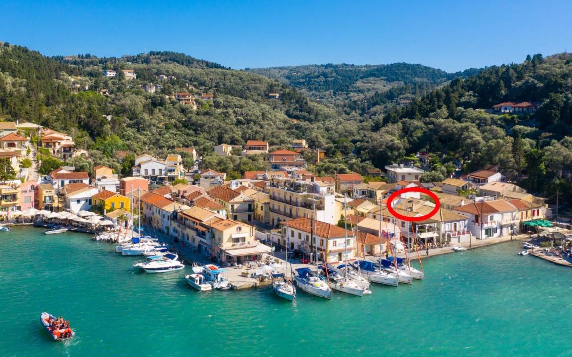 Lakka House | 120 m² House ∙ 2 bedrooms ∙ 5 guests
