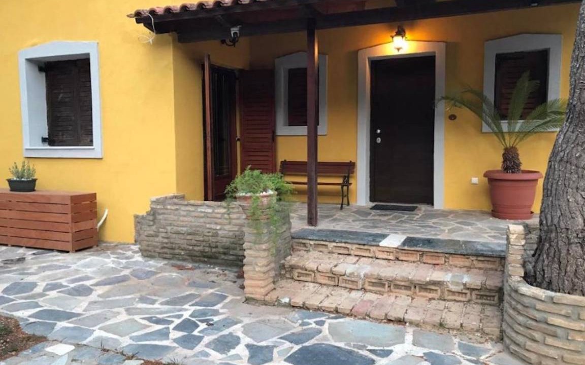 Spata-Artemida House | 120 m² House ∙ 2 bedrooms ∙ 5 guests