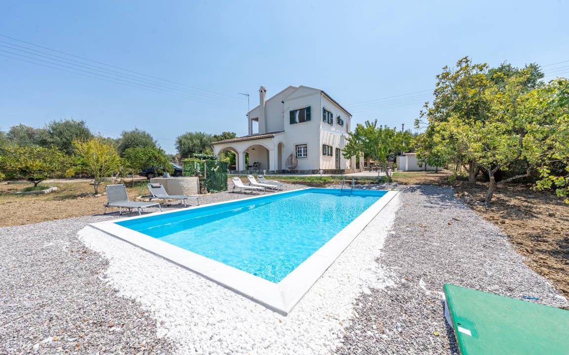 Vassilatika Villa | 120 m² Villa ∙ 3 bedrooms ∙ 6 guests