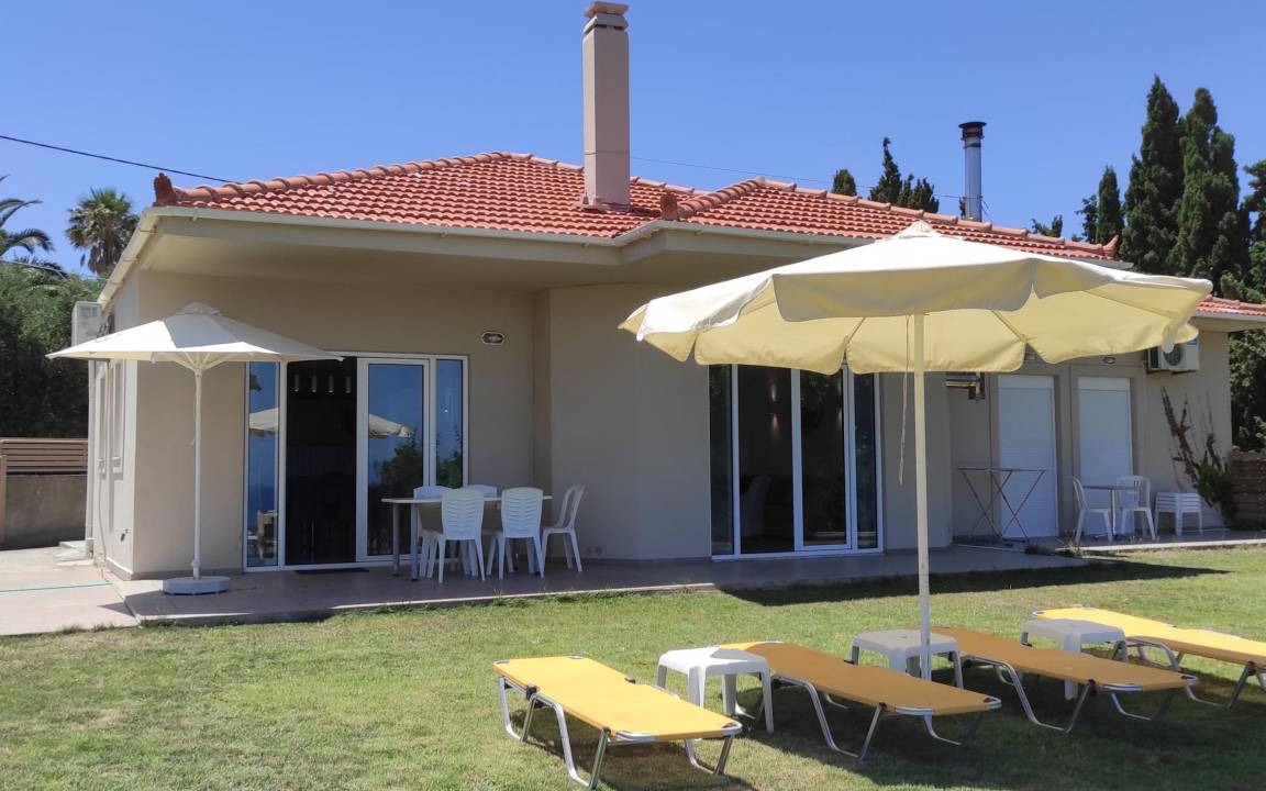 Xiro Chorio Villa | 130 m² Villa ∙ 3 bedrooms ∙ 6 guests