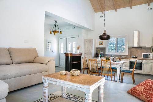 Divarata Villa | 130 m² Villa ∙ 3 bedrooms ∙ 6 guests
