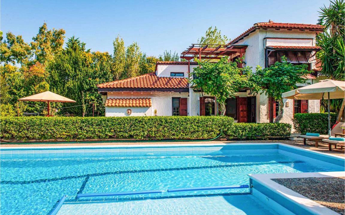 Schinias House | 140 m² House ∙ 3 bedrooms ∙ 7 guests