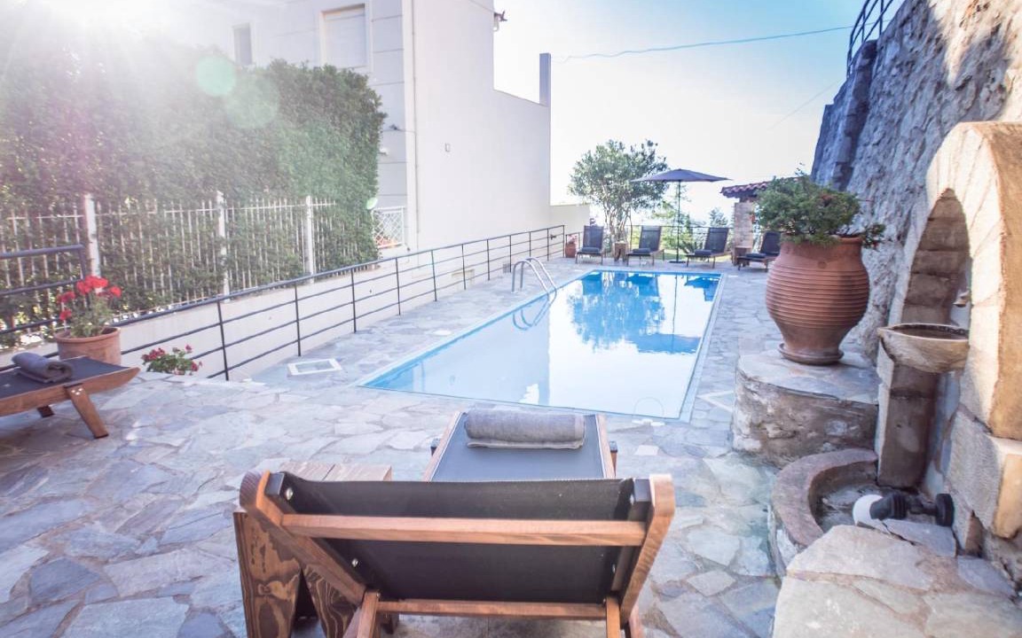 Roussospiti House | 140 m² House ∙ 4 bedrooms ∙ 10 guests