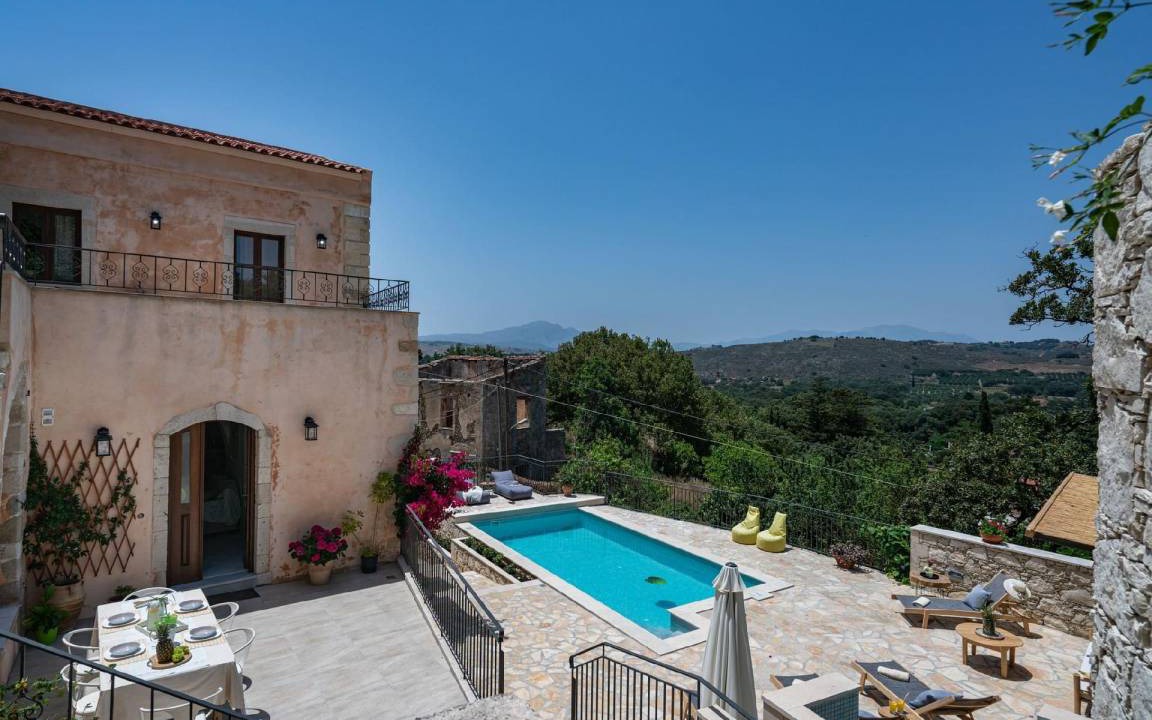 Armenoi House | 150 m² House ∙ 3 bedrooms ∙ 7 guests