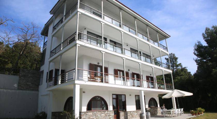 Siviri Villa | 180 m² Villa ∙ 4 bedrooms ∙ 8 guests