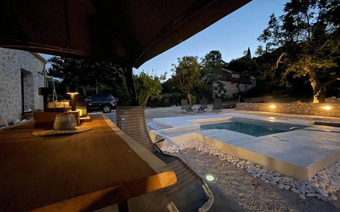 Parelia Villa | 180 m² Villa ∙ 4 bedrooms ∙ 12 guests