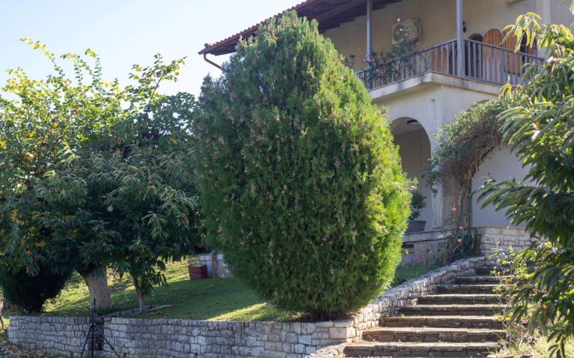 Lake Plastiras Villa | 180 m² Villa ∙ 4 bedrooms ∙ 8 guests