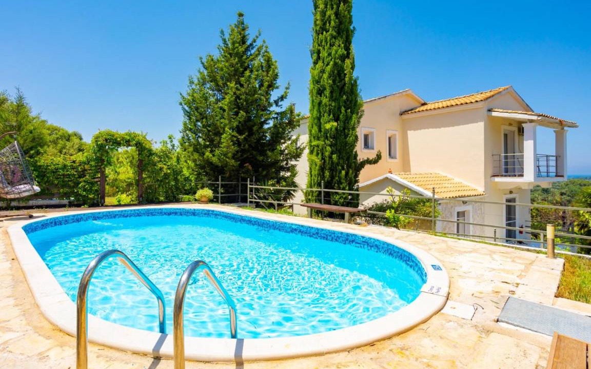 Sfakera Villa | 190 m² Villa ∙ 4 bedrooms ∙ 8 guests