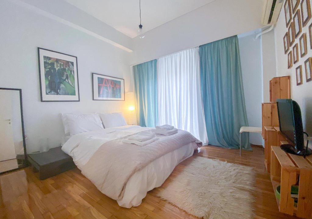 Piraeus Apartment | 2 bedroom apartment close to Piraeus port