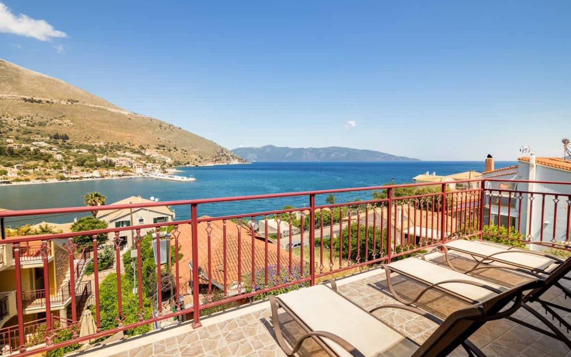 Agia Efimia House | 200 m² House ∙ 4 bedrooms ∙ 8 guests
