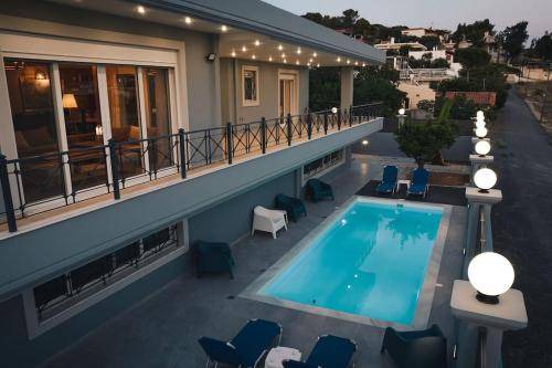 Lagonissi Villa | 200 m² Villa ∙ 4 bedrooms ∙ 8 guests