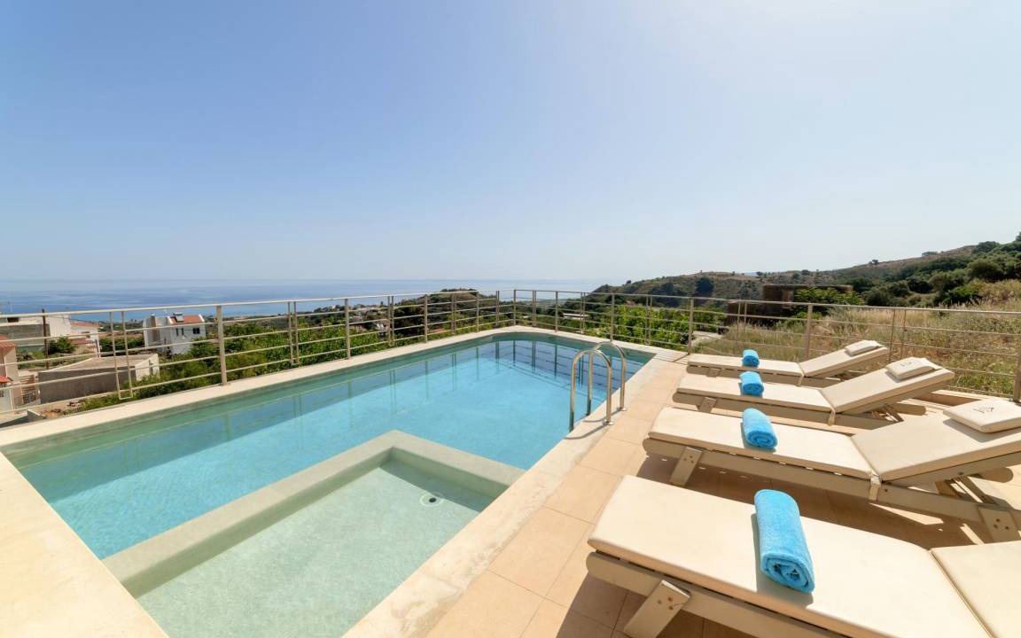 Mathes Villa | 200 m² Villa ∙ 3 bedrooms ∙ 6 guests