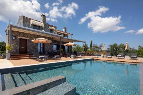 Corfu Town Villa | 270 m² Villa ∙ 5 bedrooms ∙ 10 guests