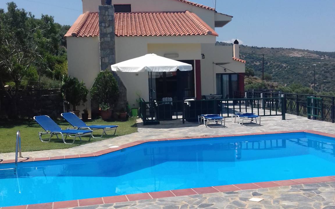 Milatos Villa | 290 m² Villa ∙ 8 bedrooms ∙ 17 guests