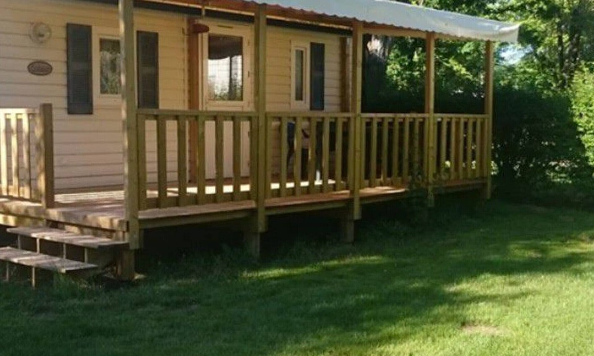 Limeuil House | 29m² Mobile Home with Terrace in Limeuil
