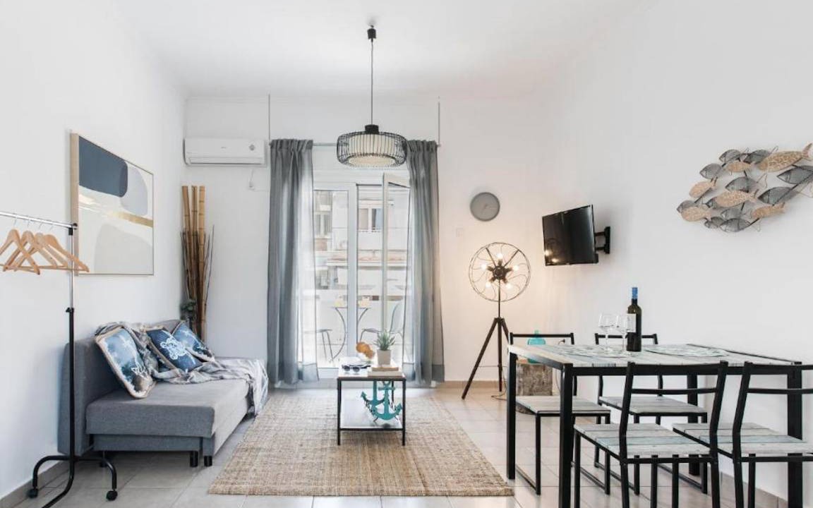 Plaka Apartment | 33 m² Apartment ∙ 2 guests