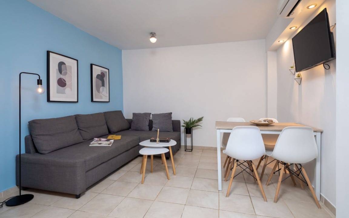 Vouliagmeni Apartment | 40 m² Apartment ∙ 1 bedroom ∙ 2 guests