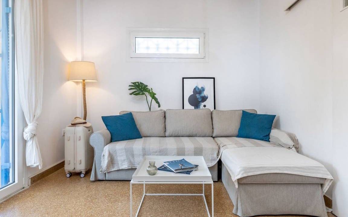 Vouliagmeni Apartment | 40 m² Apartment ∙ 1 bedroom ∙ 2 guests