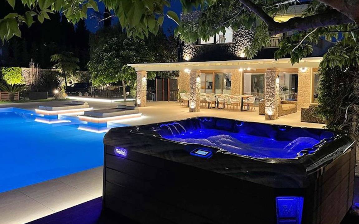 Potamos Villa | 400 m² Villa ∙ 6 bedrooms ∙ 13 guests