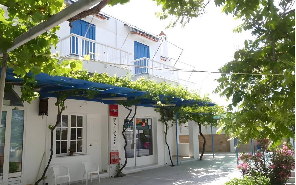 Paralia Agias Fotinis Apartment | 45 m² Apartment ∙ 10 guests