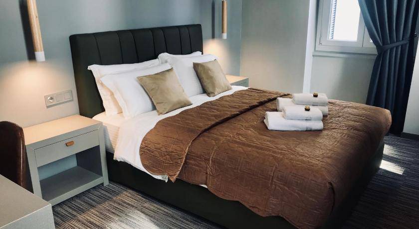 Plaka Apartment | 50 m² Apartment ∙ 3 guests