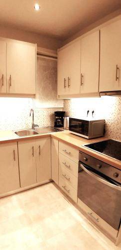 Ampelokipoi Apartment | 57 m² Apartment ∙ 2 bedrooms ∙ 4 guests