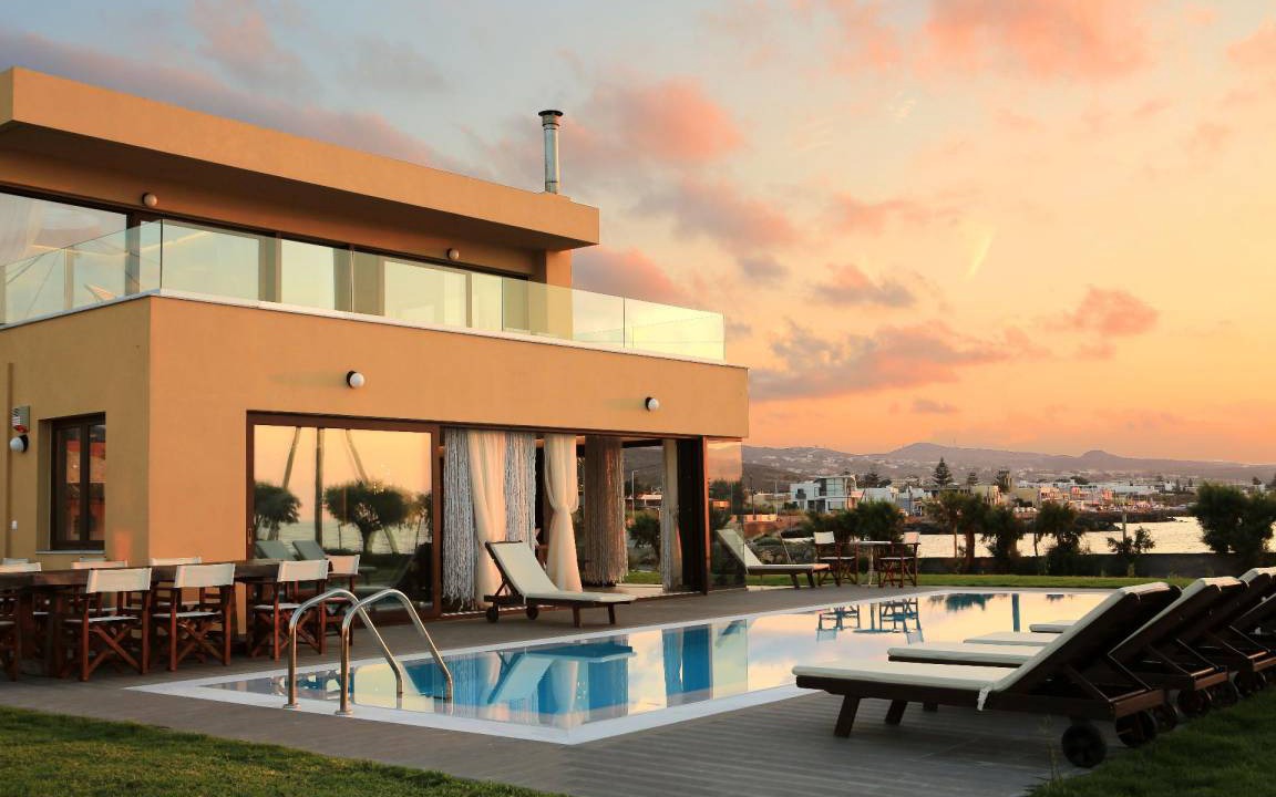 Gournai House | 600 m² House ∙ 6 bedrooms ∙ 21 guests