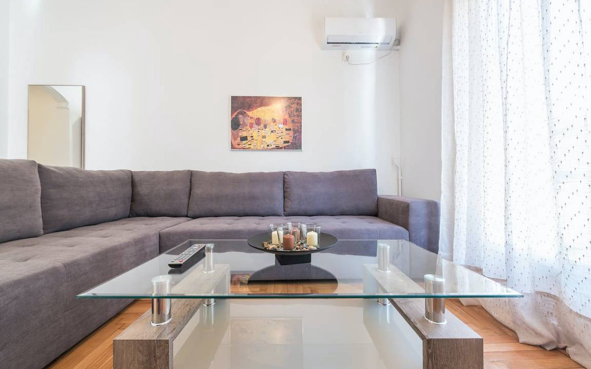Thissio Apartment | 65 m² Apartment ∙ 2 bedrooms ∙ 4 guests