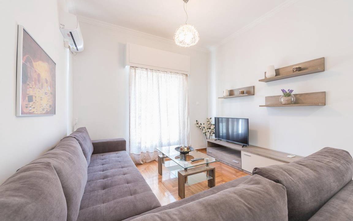 Thissio Apartment | 65 m² Apartment ∙ 2 bedrooms ∙ 4 guests
