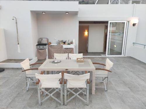 Pothia Apartment | 70 m² Apartment ∙ 2 bedrooms ∙ 4 guests