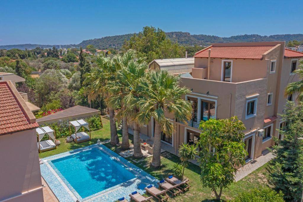 Ialyssos House | 760 m² House ∙ 9 bedrooms ∙ 22 guests