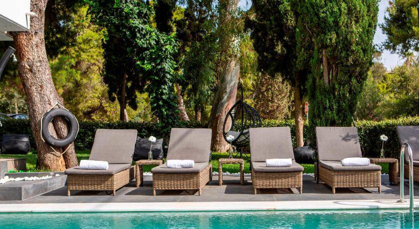 Vouliagmeni Hotel | 80 m² Hotel ∙ 127 guests
