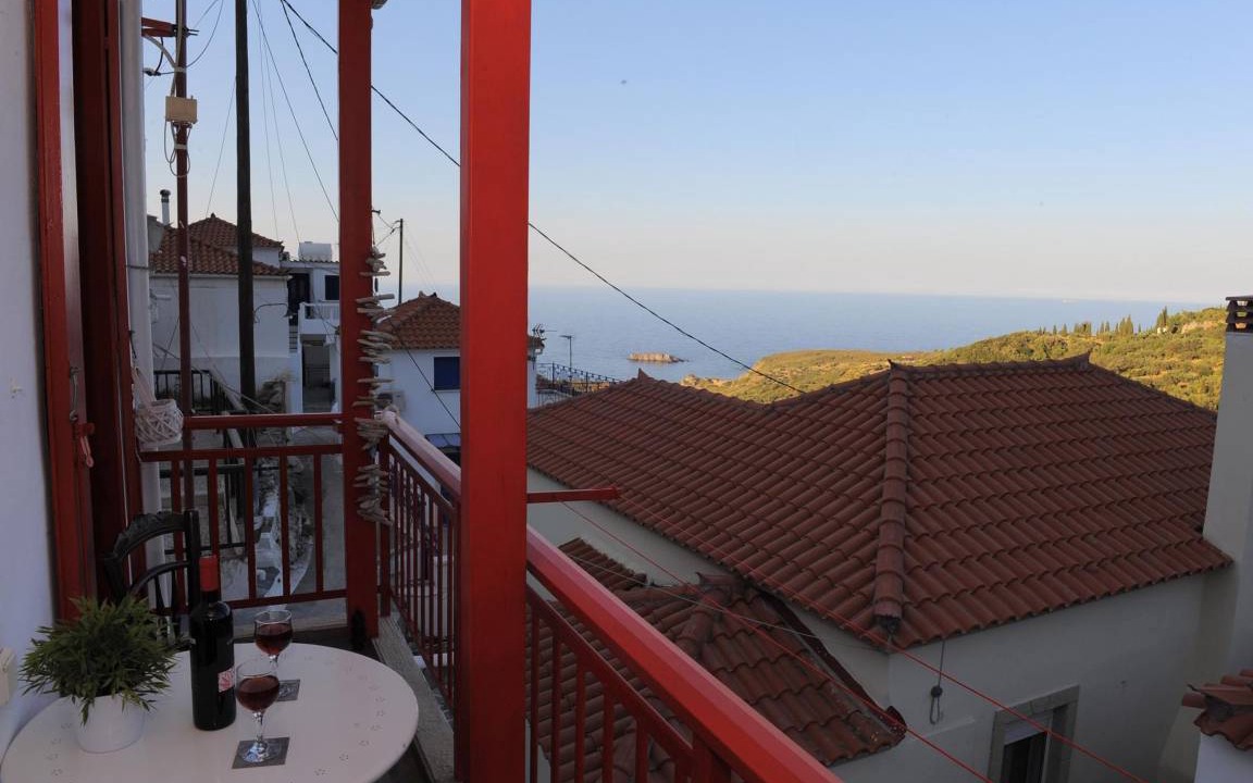 Velanidhia House | 80 m² House ∙ 1 bedroom ∙ 4 guests