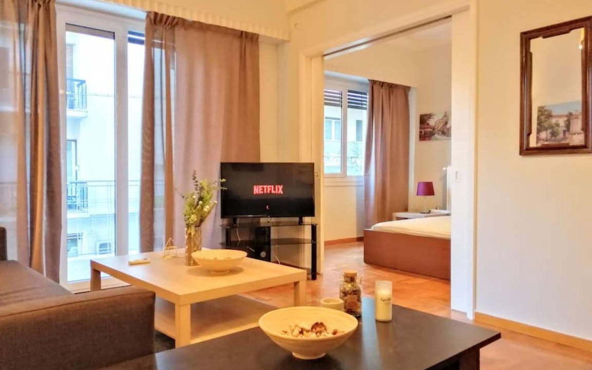 Anafiotika Apartment | 82 m² Apartment ∙ 2 bedrooms ∙ 9 guests