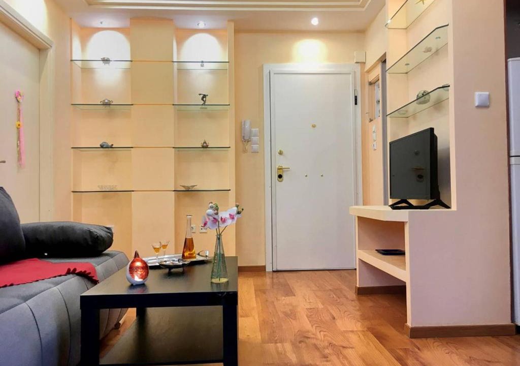 Vouliagmeni Apartment | A2 Cute Vouliagmeni Apt in a Unique Spot
