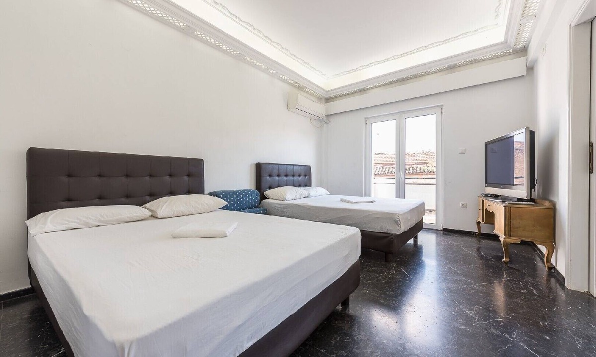 Acropolis | Gazi