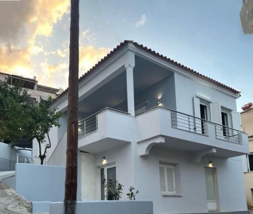 Palaia Epidavros Apartment | Aegean Grey Horizon House
