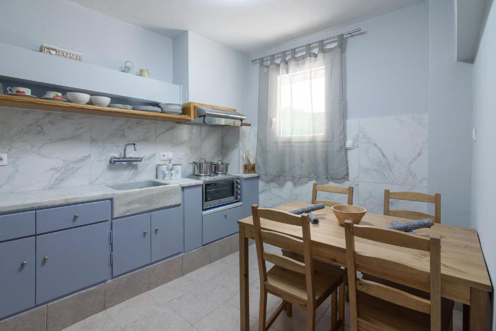 Petralona Apartment | Alexandra's Cozy Apartment