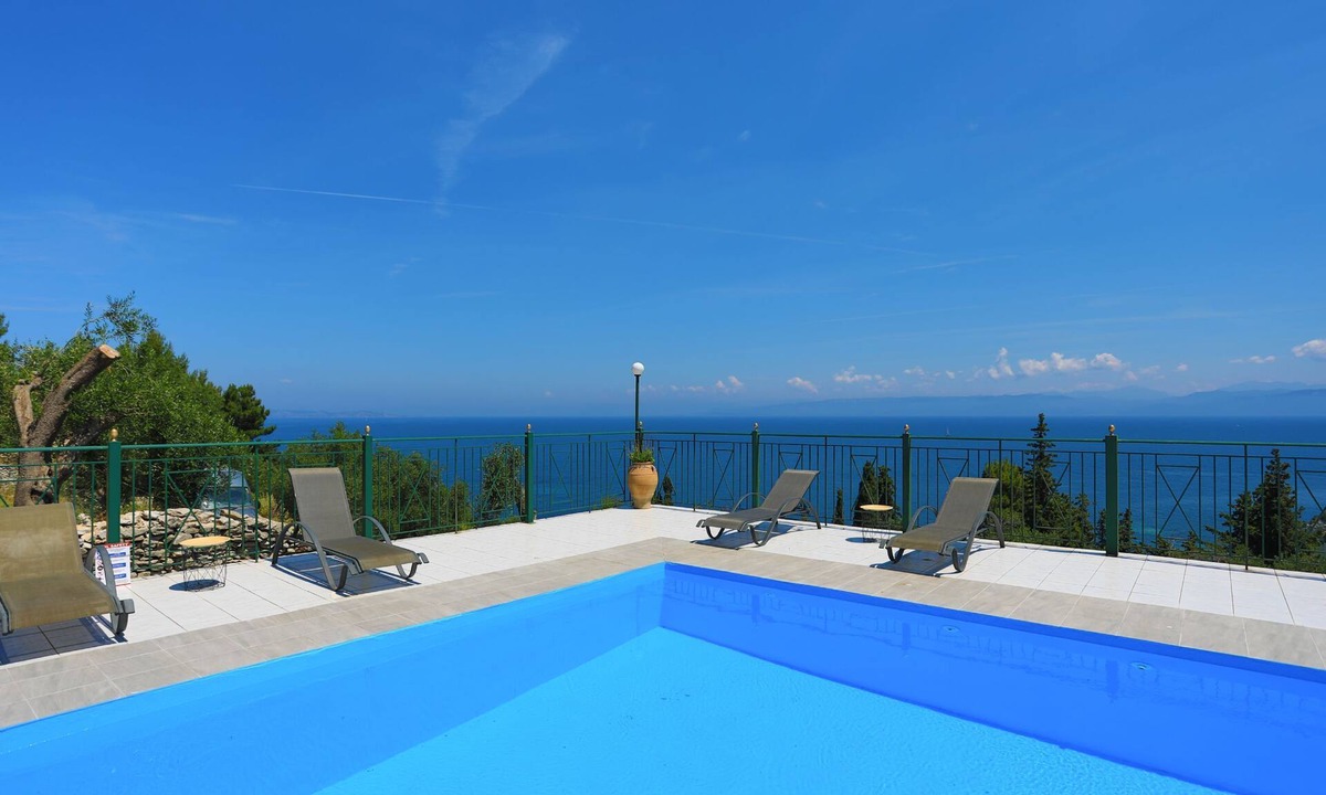 Koutsi Apartment | Antigoni Villa Tria: Stunning views, shared pool