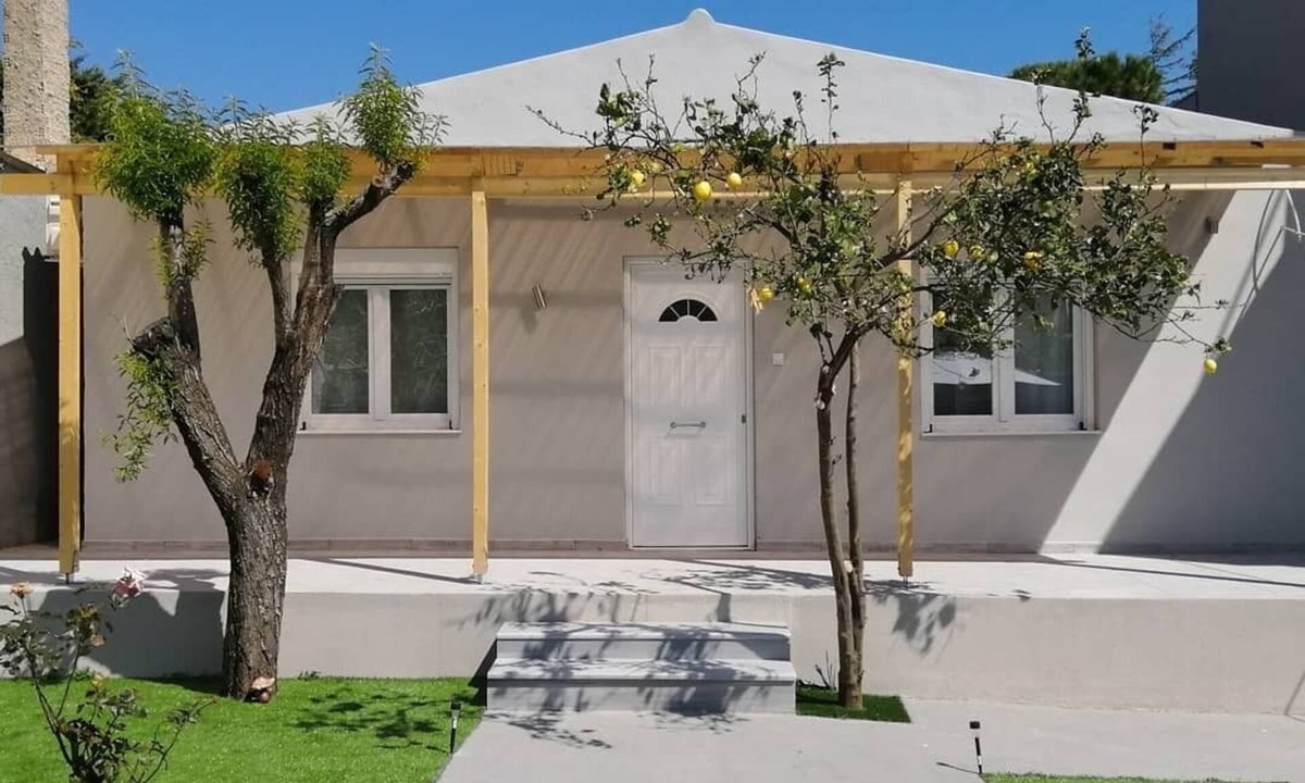 Rafina-Pikermi Villa | Aqua Blue House Artemida