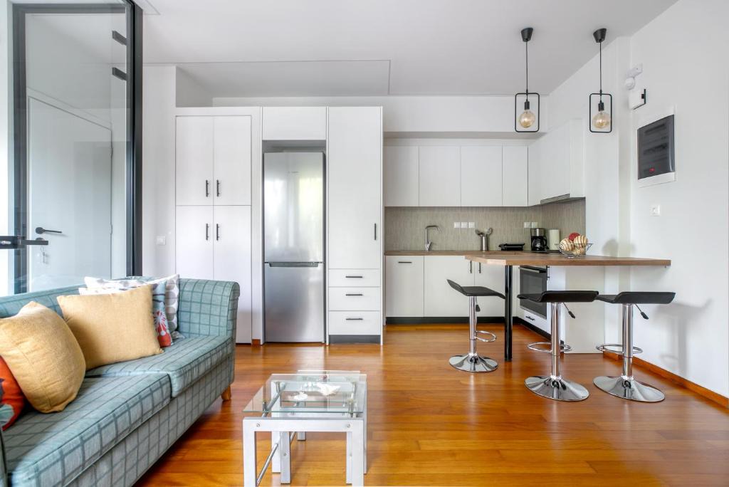 Alimos Apartment | Athena's South Apartment