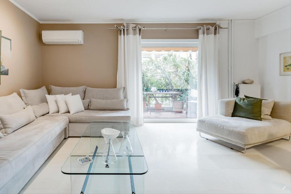 Riviera | Alimos