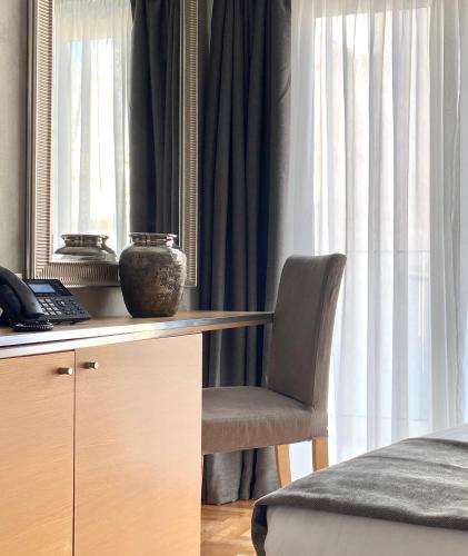 Omonia Hotel | Athens Warehouse Boutique Hotel & Suites
