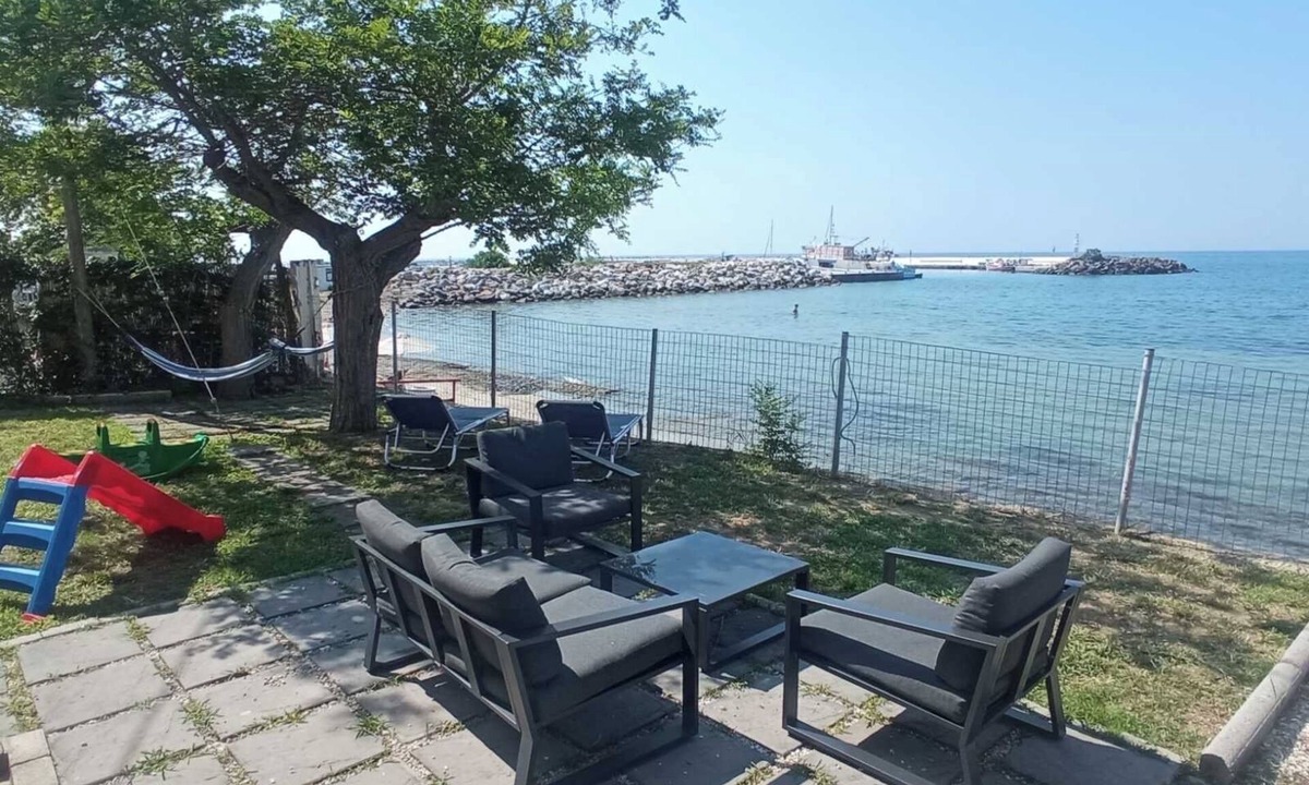 Nea Skioni House | Beach House