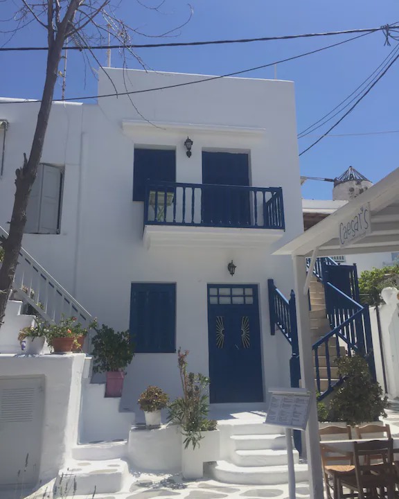 Mykonos Apartment | Beautiful and Spacious 3 BR House in the Heart of Mykonos!