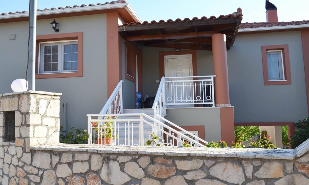 Agios Leon House | Beautiful house in a quiet area of Zakynthos 120 square meters ΑΜΑ 00000306425