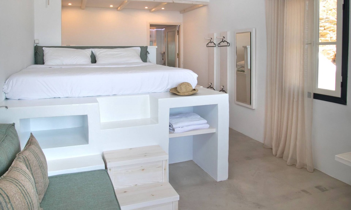 Kamari Apartment | BLUE DAWN LUXURY SUITE